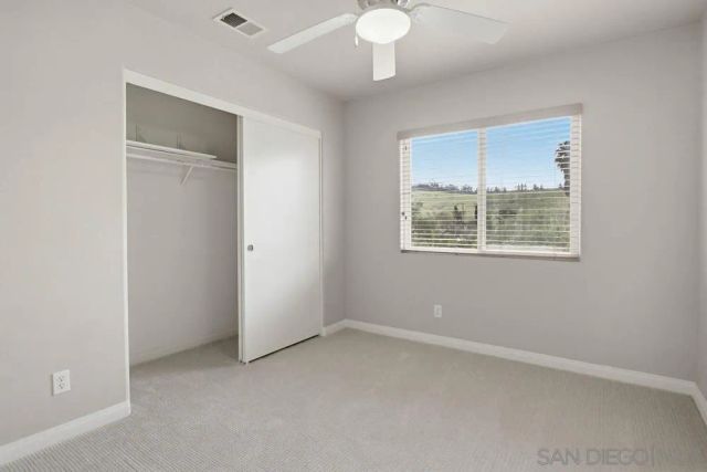 12701 Oak Knoll Rd, Poway, CA 92064