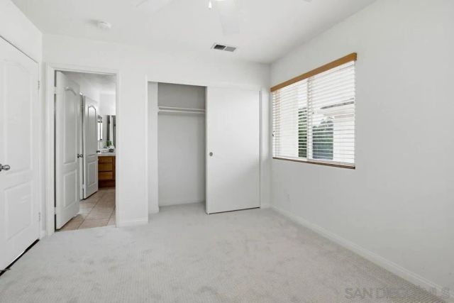 12701 Oak Knoll Rd, Poway, CA 92064