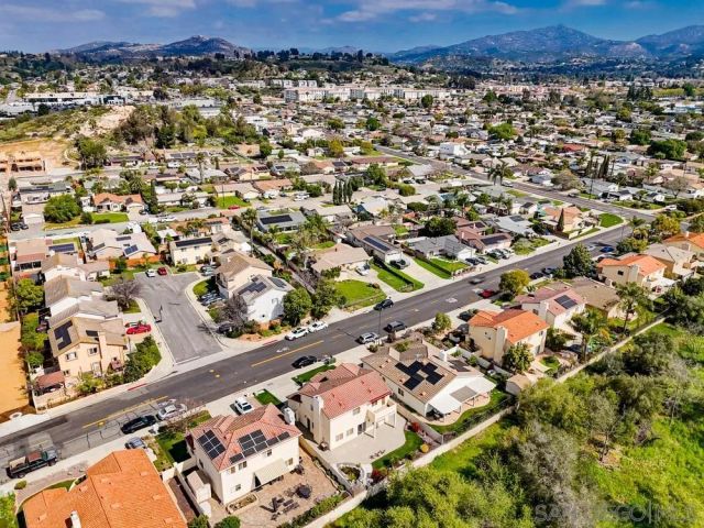 12701 Oak Knoll Rd, Poway, CA 92064