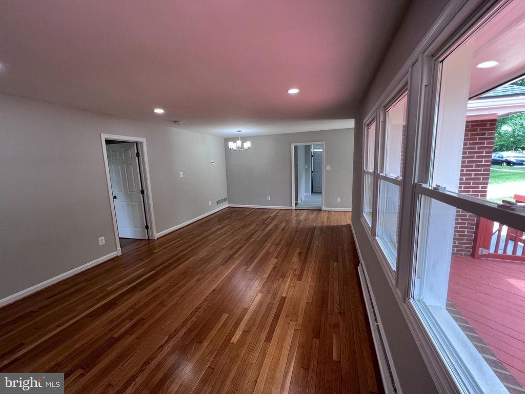 Image 29 of property listing at 8125 MURRAY HILL DR, Fort Washington, MD 20744
