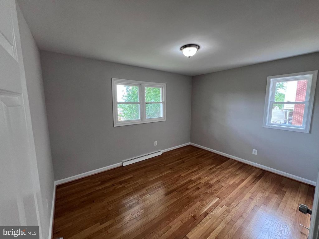 Image 42 of property listing at 8125 MURRAY HILL DR, Fort Washington, MD 20744
