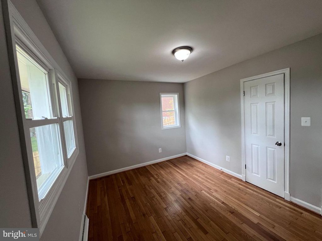 Image 43 of property listing at 8125 MURRAY HILL DR, Fort Washington, MD 20744