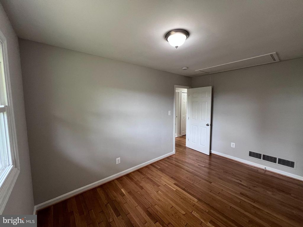 Image 46 of property listing at 8125 MURRAY HILL DR, Fort Washington, MD 20744