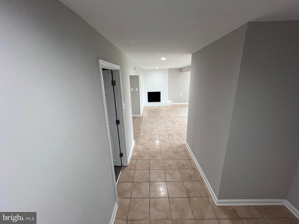 Image 58 of property listing at 8125 MURRAY HILL DR, Fort Washington, MD 20744