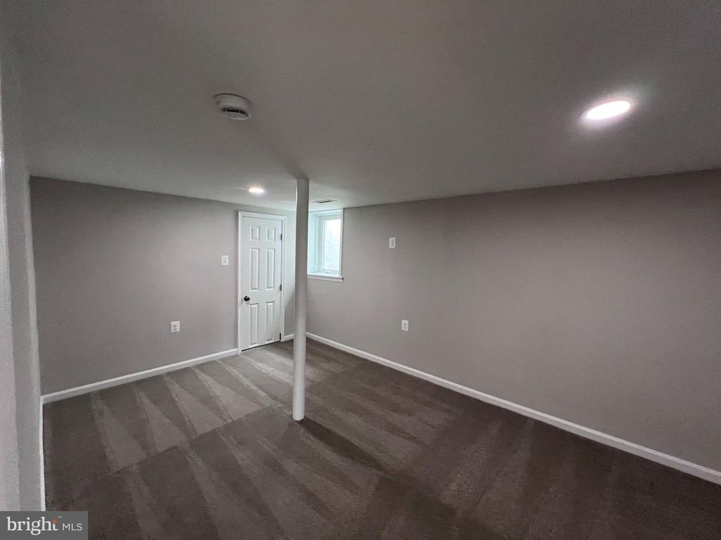 Image 64 of property listing at 8125 MURRAY HILL DR, Fort Washington, MD 20744