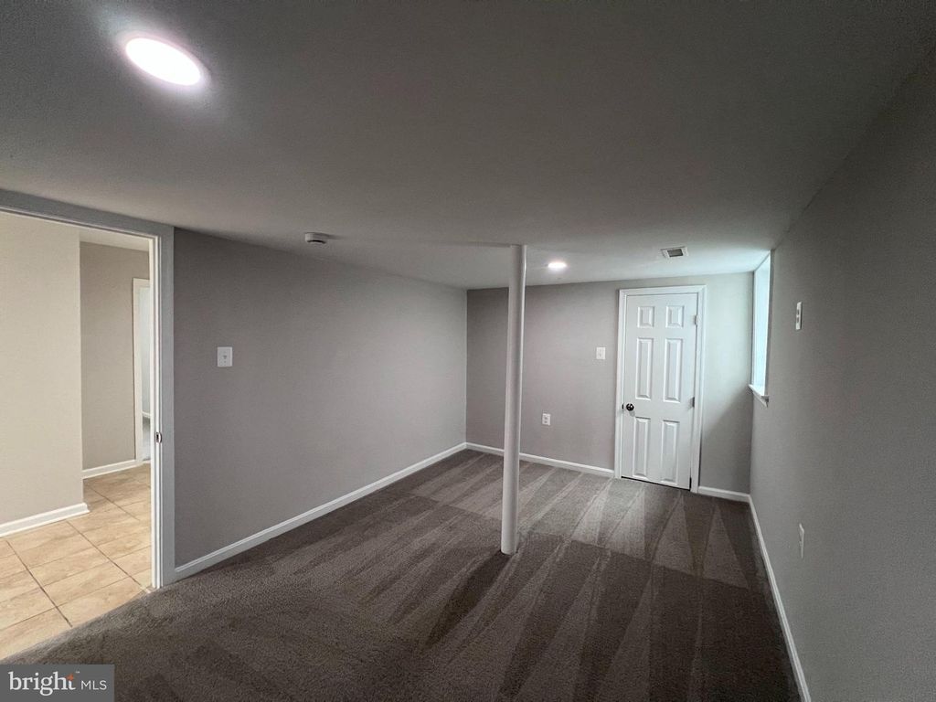 Image 65 of property listing at 8125 MURRAY HILL DR, Fort Washington, MD 20744