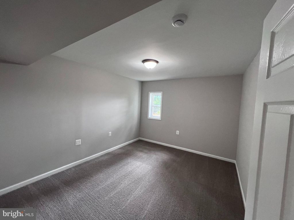 Image 66 of property listing at 8125 MURRAY HILL DR, Fort Washington, MD 20744