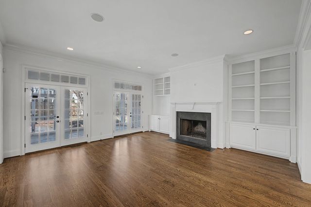 217 Page Rd, Nashville, TN 37205