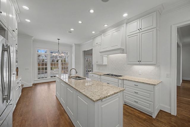 217 Page Rd, Nashville, TN 37205