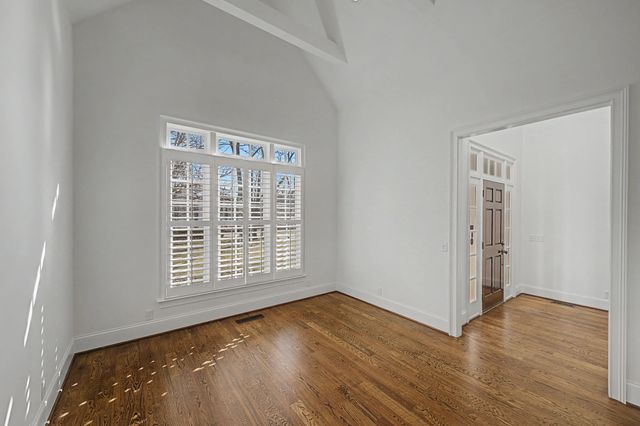 217 Page Rd, Nashville, TN 37205