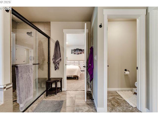 3237 TIMBERLINE Dr, Eugene, OR 97405