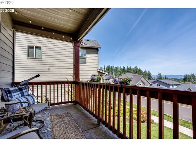 3237 TIMBERLINE Dr, Eugene, OR 97405