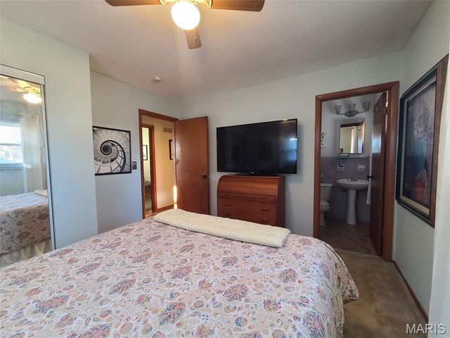 2418 A Spencer Avenue A, Overland, MO 63114