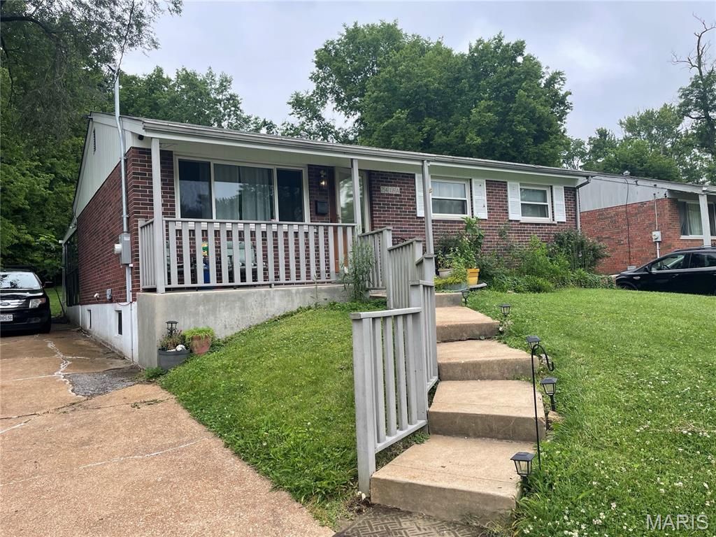 2418 A Spencer Avenue A, Overland, MO 63114