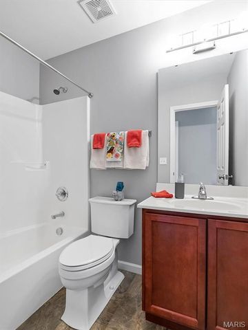 6487 Buckingham Palace Drive, Imperial, MO 63052