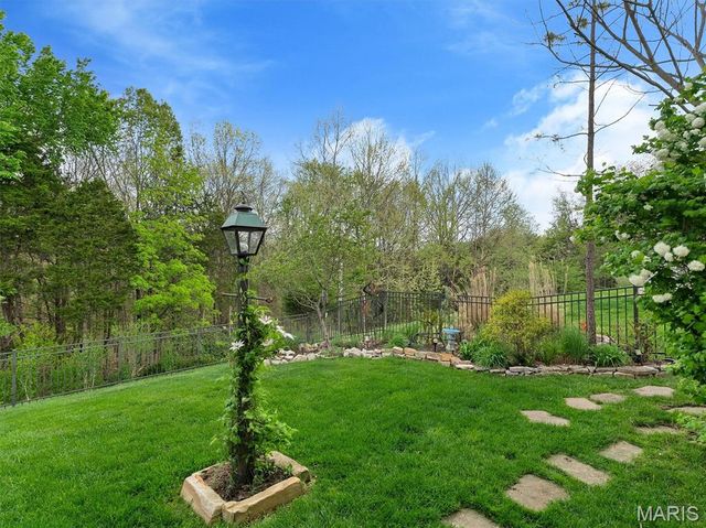 6487 Buckingham Palace Drive, Imperial, MO 63052