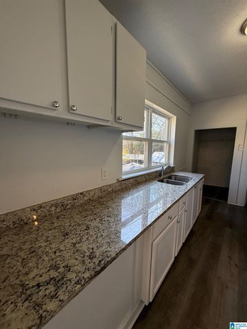 603 12TH AVENUE, Midfield, AL 35228