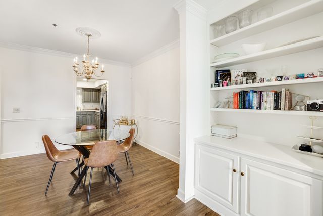 305 Rose Hall, Nashville, TN 37212