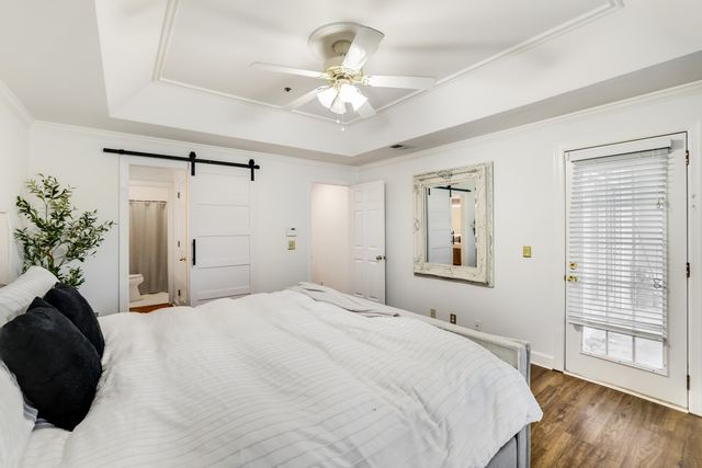 305 Rose Hall, Nashville, TN 37212