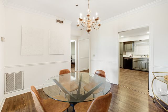 305 Rose Hall, Nashville, TN 37212