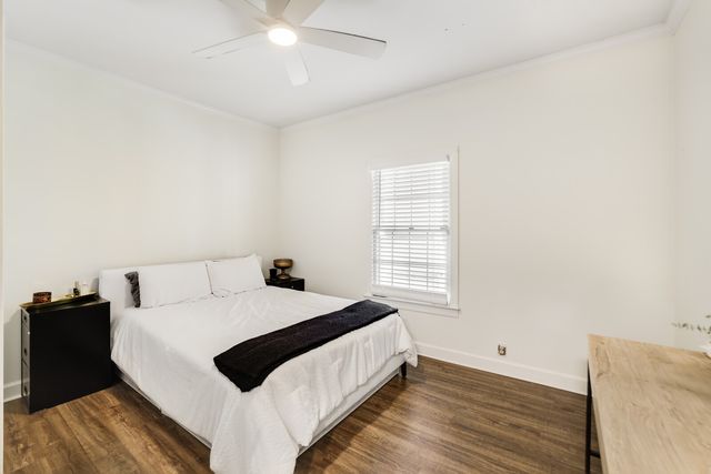 305 Rose Hall, Nashville, TN 37212