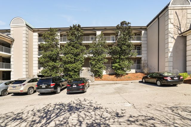 305 Rose Hall, Nashville, TN 37212