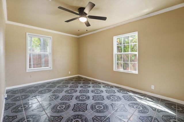 3209 Chestershire Drive, Pasadena, TX 77503