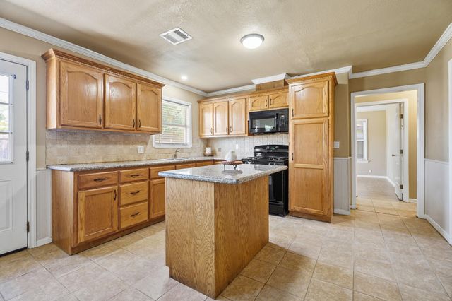 3209 Chestershire Drive, Pasadena, TX 77503