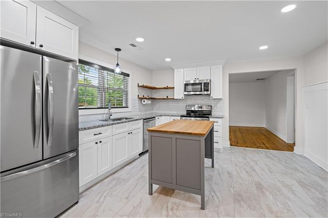 327 Hillcrest Drive, Advance, NC 27006