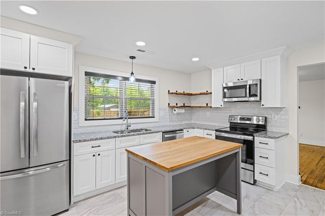 327 Hillcrest Drive, Advance, NC 27006