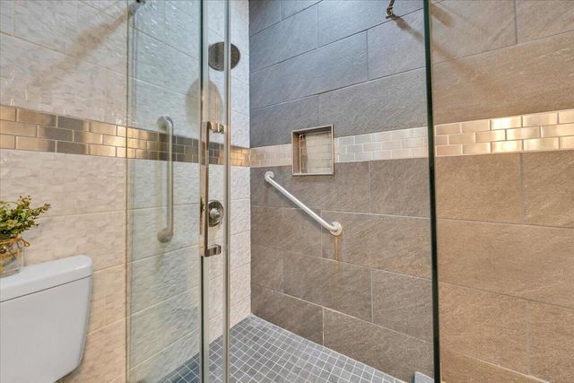5882 Monet DR, Roanoke, VA 24018