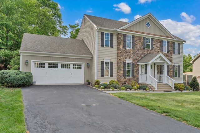 5882 Monet DR, Roanoke, VA 24018
