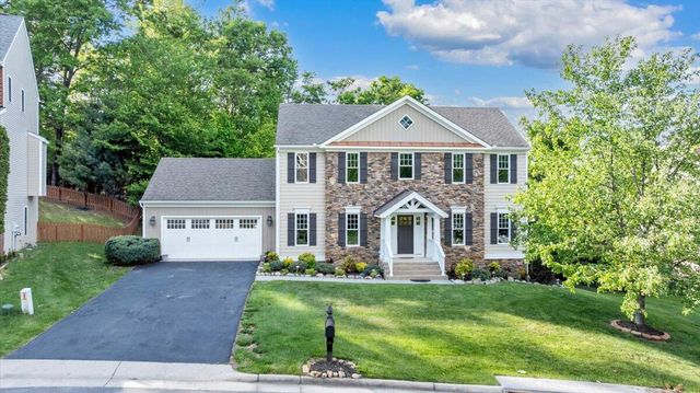 5882 Monet DR, Roanoke, VA 24018