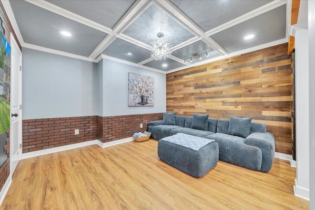 5882 Monet DR, Roanoke, VA 24018