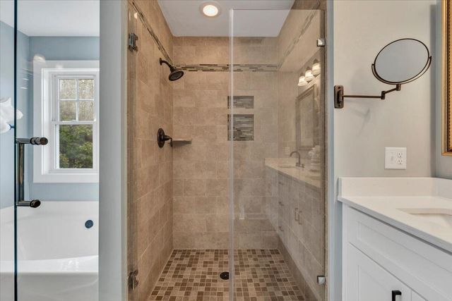 5882 Monet DR, Roanoke, VA 24018