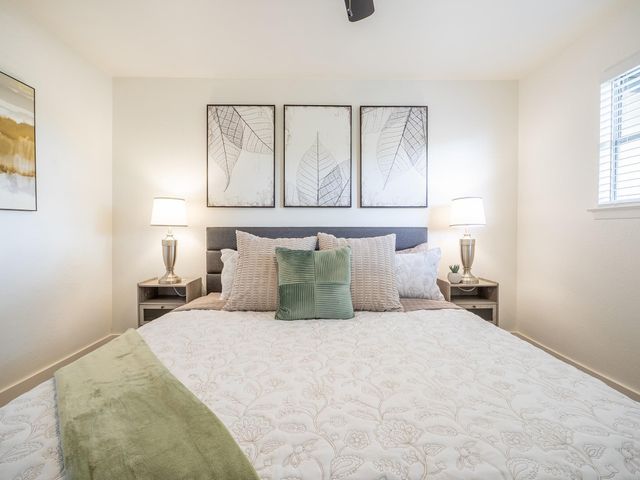 11409 Ptarmigan DR A, Austin, TX 78758