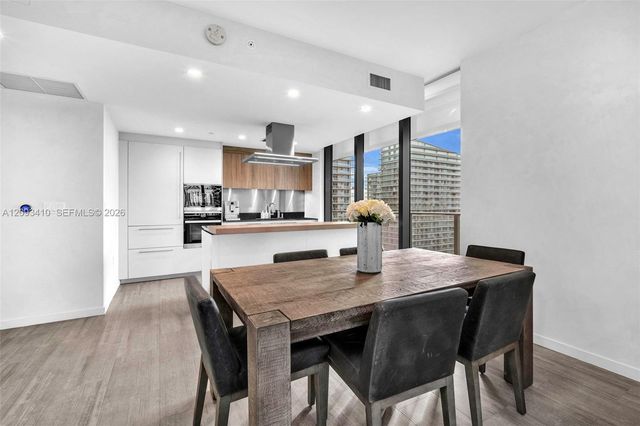 1000 Brickell Plaza 3112, Miami, FL 33131