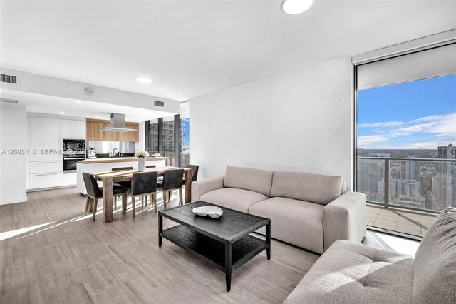 1000 Brickell Plaza 3112, Miami, FL 33131