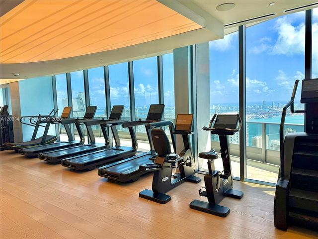 1000 Brickell Plaza 3112, Miami, FL 33131