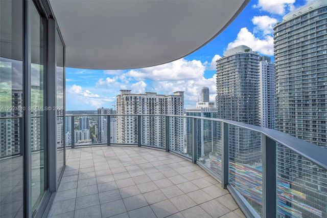 1000 Brickell Plaza 3112, Miami, FL 33131
