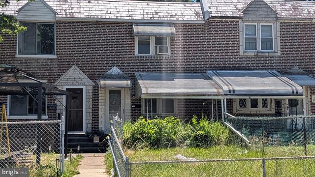 452 WESTMONT DR, Darby, PA 19023