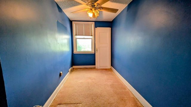 452 WESTMONT DR, Darby, PA 19023