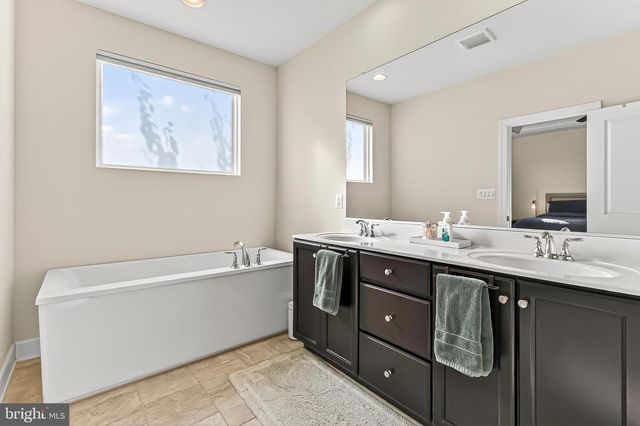 42283 ASHMEAD TER, Brambleton, VA 20148