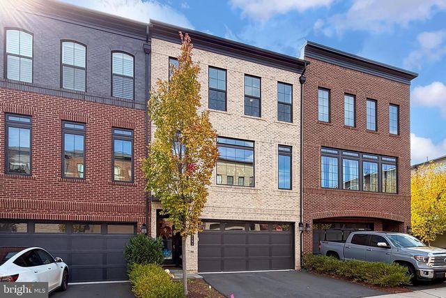 42283 ASHMEAD TER, Brambleton, VA 20148