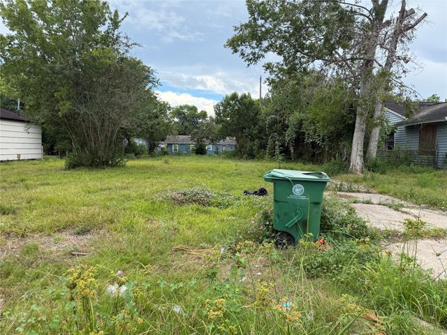 5718 Groveton Street, Houston, TX 77033