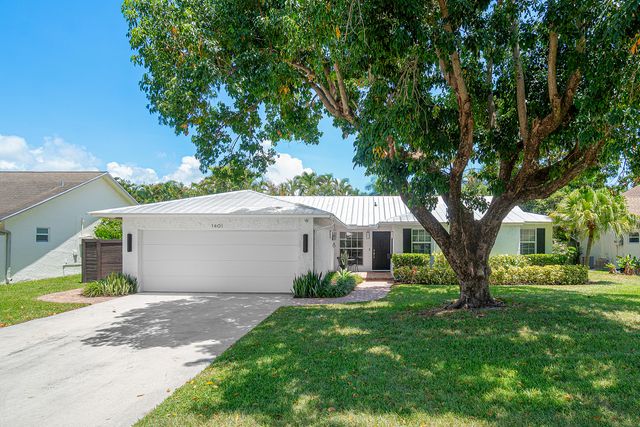 1401 Hummingbird Drive, Delray Beach, FL 33444