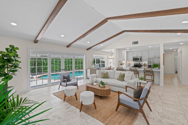 1401 Hummingbird Drive, Delray Beach, FL 33444