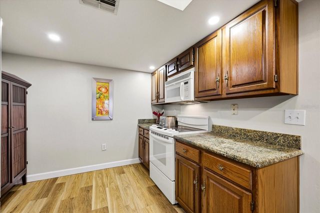 2593 COUNTRYSIDE BOULEVARD 7301, Clearwater, FL 33761