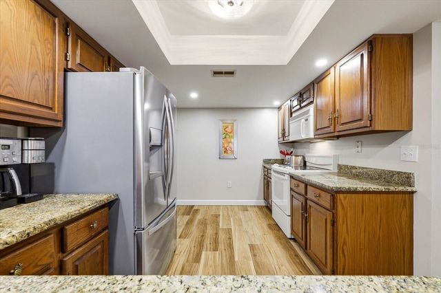 2593 COUNTRYSIDE BOULEVARD 7301, Clearwater, FL 33761