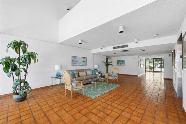 2593 COUNTRYSIDE BOULEVARD 7301, Clearwater, FL 33761